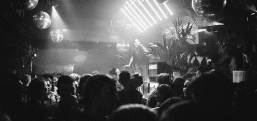 Photo Pay-for-Performance